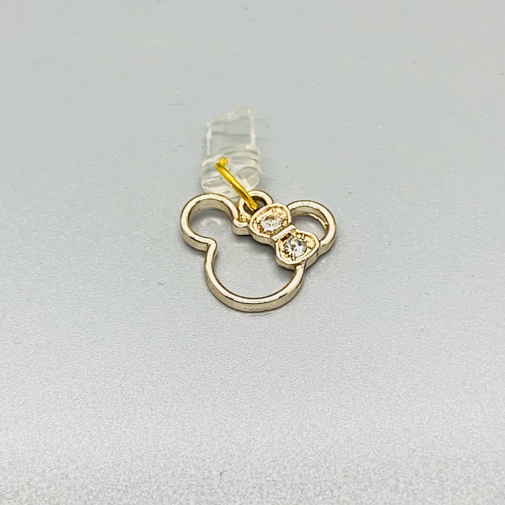 Minnie Mouse phone dust plug